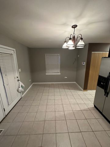 9202 S Lafayette Avenue, Chicago, IL 60620