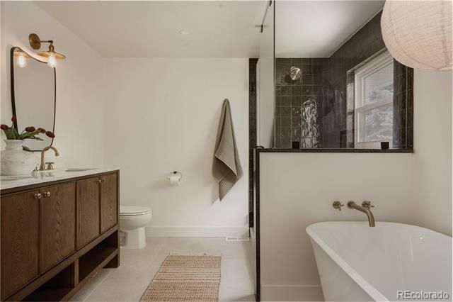 7478 W Nichols Place, Littleton, CO 80128
