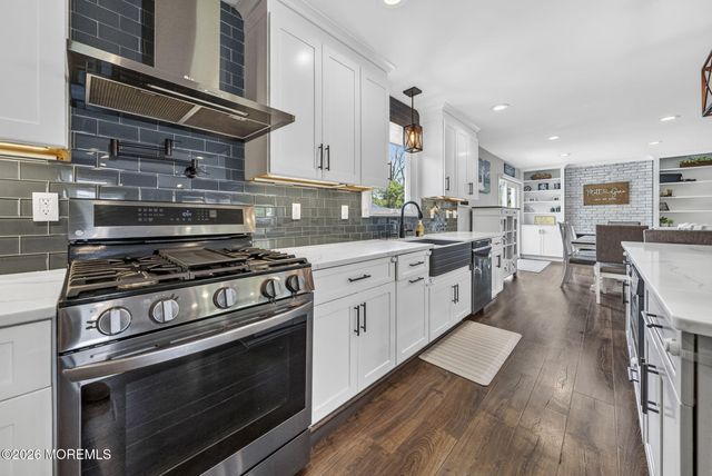 100 Sargent Road, Freehold, NJ 07728