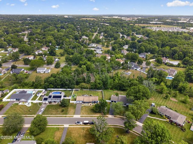 100 Sargent Road, Freehold, NJ 07728