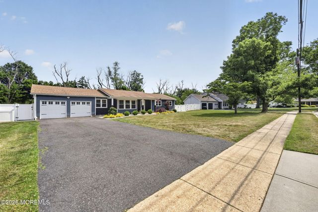 100 Sargent Road, Freehold, NJ 07728