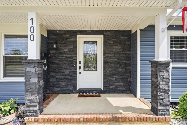 100 Sargent Road, Freehold, NJ 07728