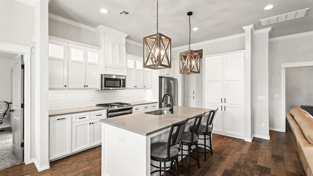 14308 Limestone Lane, Yukon, OK 73099