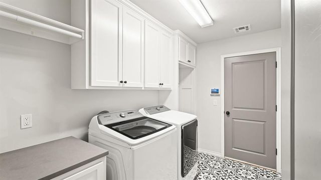 14308 Limestone Lane, Yukon, OK 73099