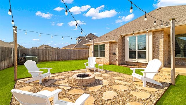 14308 Limestone Lane, Yukon, OK 73099