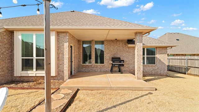 14308 Limestone Lane, Yukon, OK 73099