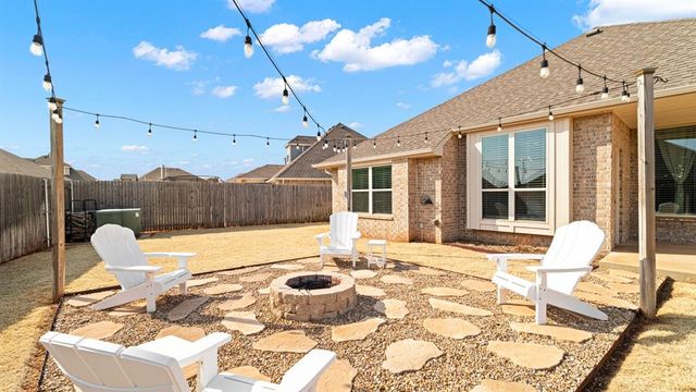 14308 Limestone Lane, Yukon, OK 73099