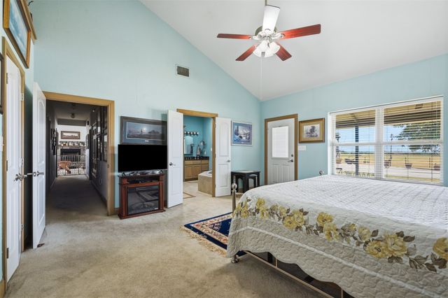 8165 Jackson Road, Krum, TX 76249