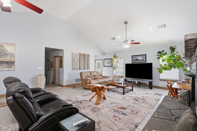 8165 Jackson Road, Krum, TX 76249