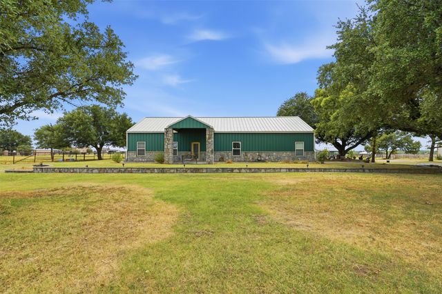 8165 Jackson Road, Krum, TX 76249