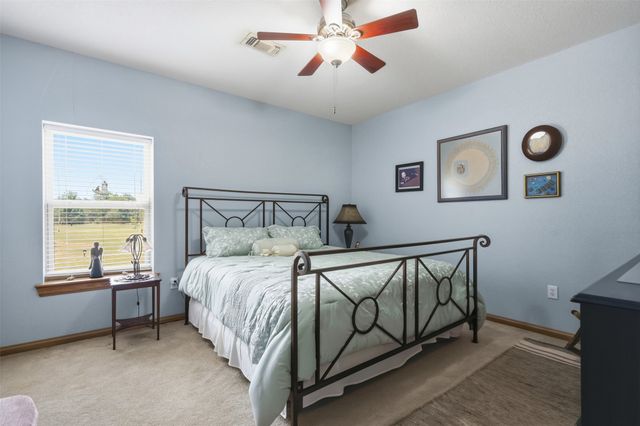 8165 Jackson Road, Krum, TX 76249