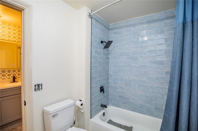 16723 Scenic Hills Drive, Siloam Springs, AR 72761