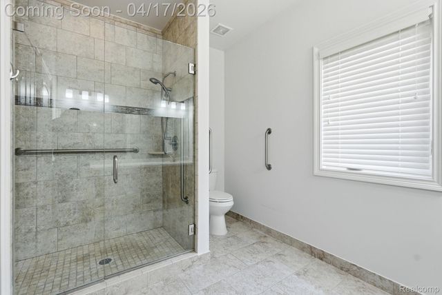 25228 Sutton Court, Novi, MI 48374