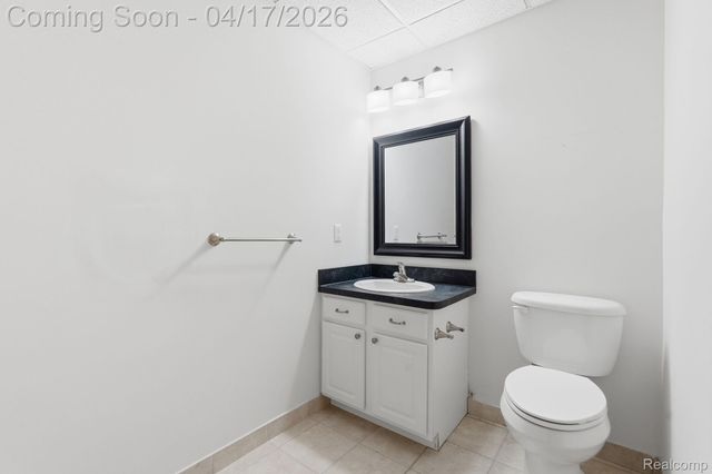 25228 Sutton Court, Novi, MI 48374