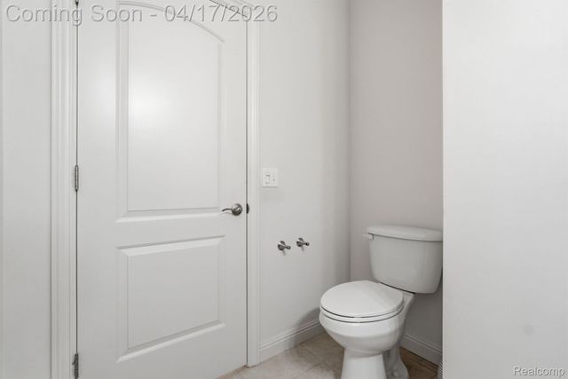 25228 Sutton Court, Novi, MI 48374