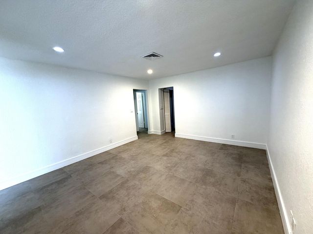 4019 Woodside Drive, Coral Springs, FL 33065