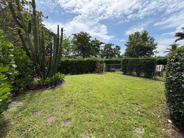 4019 Woodside Drive, Coral Springs, FL 33065