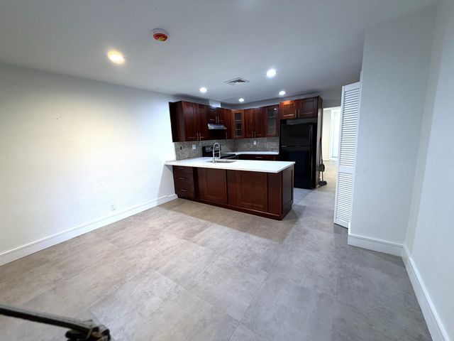 4019 Woodside Drive, Coral Springs, FL 33065