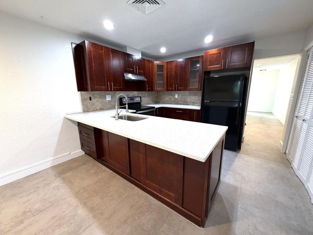 4019 Woodside Drive, Coral Springs, FL 33065