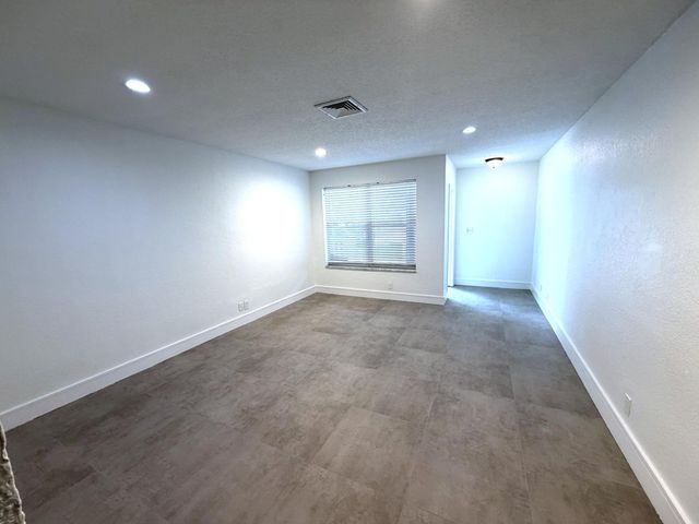 4019 Woodside Drive, Coral Springs, FL 33065