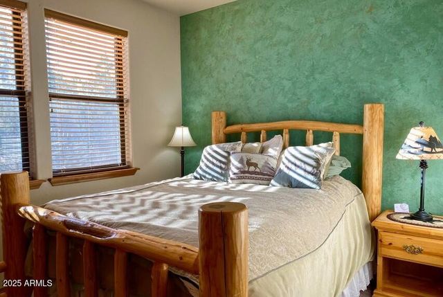 1100 S Pinon Circle, Show Low, AZ 85901