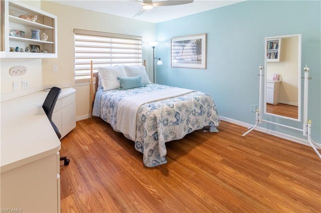 522 Beachwalk CIR, Naples, FL 34108