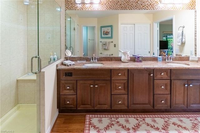 522 Beachwalk CIR, Naples, FL 34108