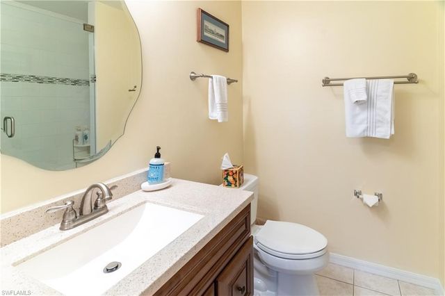 522 Beachwalk CIR, Naples, FL 34108