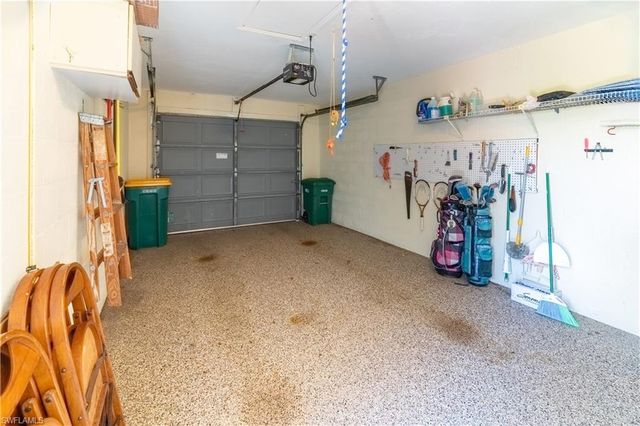 522 Beachwalk CIR, Naples, FL 34108