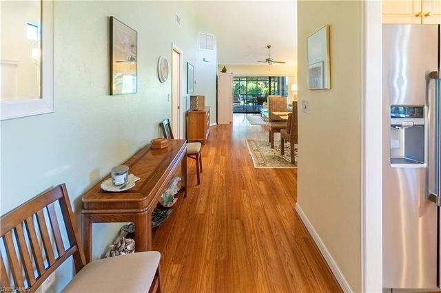 522 Beachwalk CIR, Naples, FL 34108
