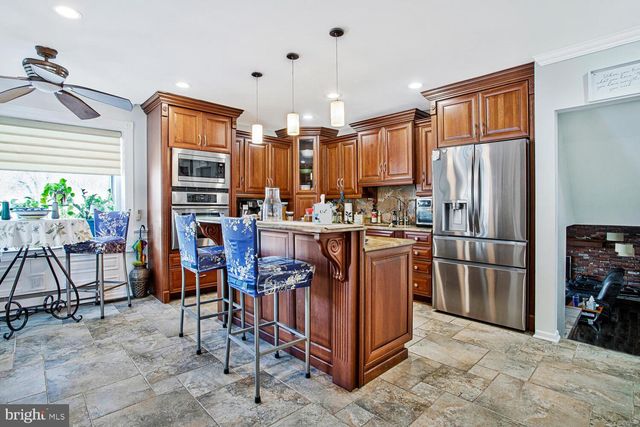 3814 VICTORIA AVE, Baltimore, MD 21244