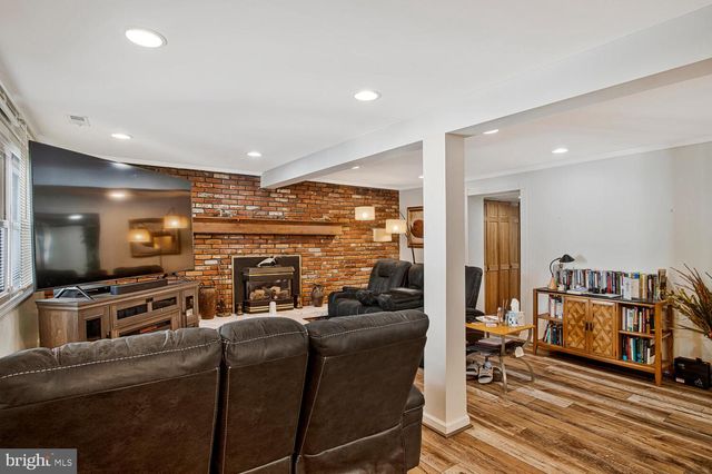 3814 VICTORIA AVE, Baltimore, MD 21244