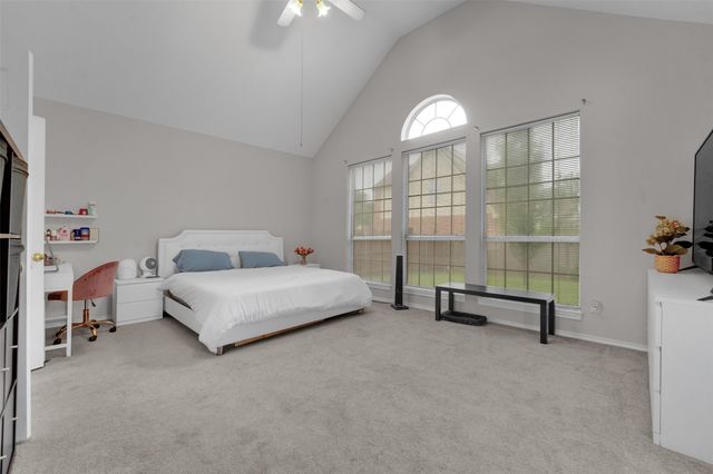 204 Springpark Drive, Arlington, TX 76014