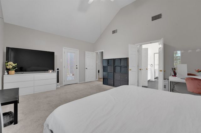 204 Springpark Drive, Arlington, TX 76014