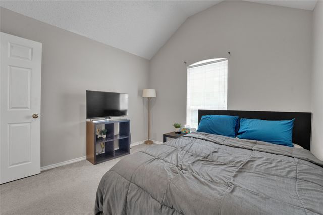 204 Springpark Drive, Arlington, TX 76014