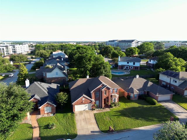 204 Springpark Drive, Arlington, TX 76014