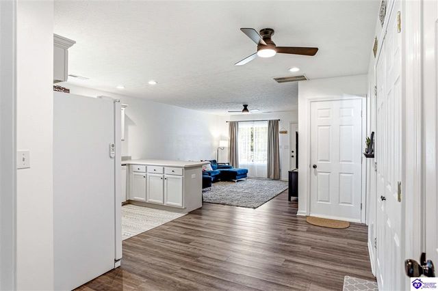 107 Clover Court, Radcliff, KY 40160