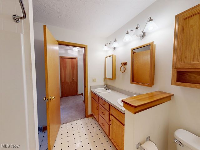 9051 Arden Drive, Mentor, OH 44060