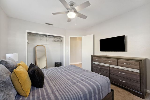 428 SE 2nd Street, Deerfield Beach, FL 33441