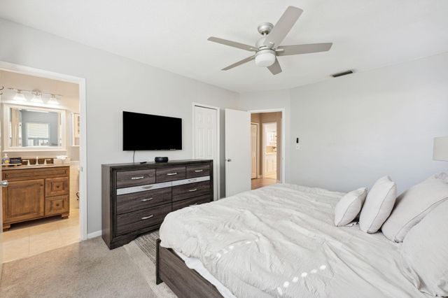 428 SE 2nd Street, Deerfield Beach, FL 33441