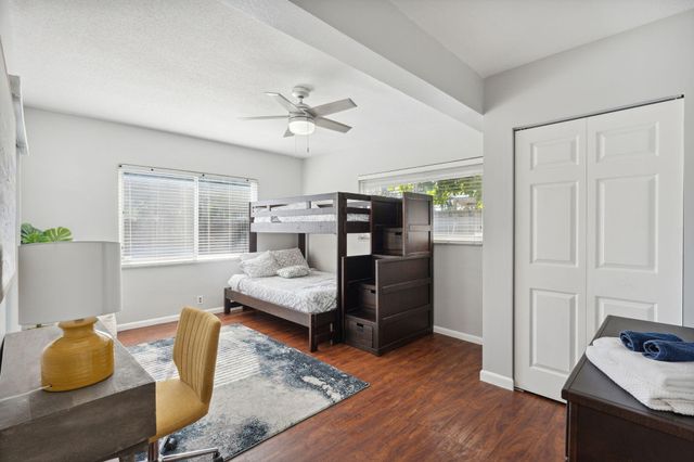 428 SE 2nd Street, Deerfield Beach, FL 33441