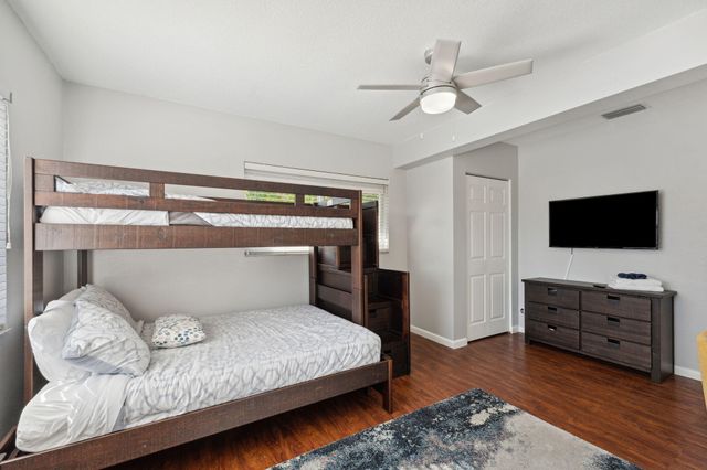 428 SE 2nd Street, Deerfield Beach, FL 33441