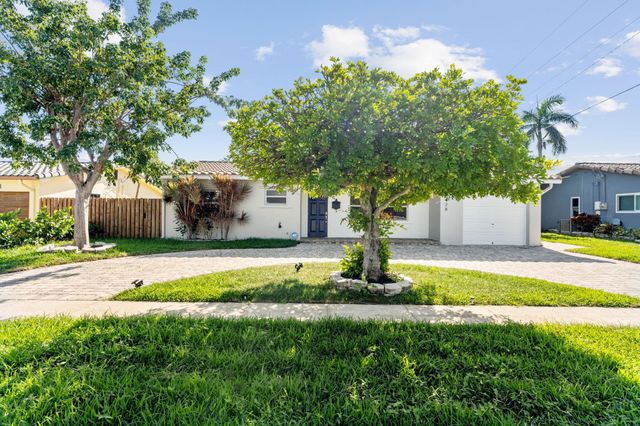 428 SE 2nd Street, Deerfield Beach, FL 33441