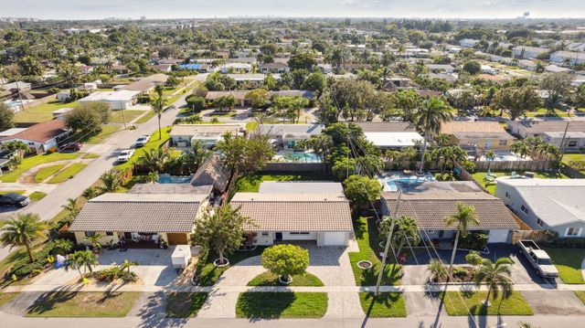 428 SE 2nd Street, Deerfield Beach, FL 33441