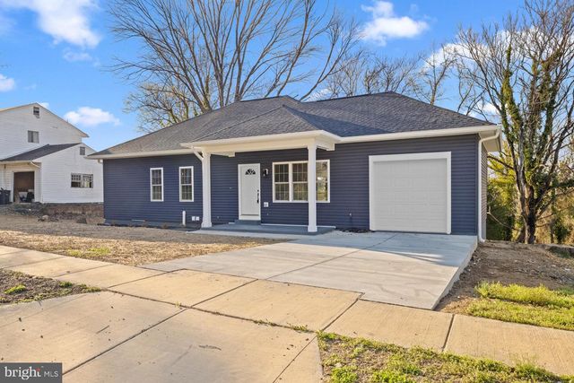 2208 PIERMONT DR, Fort Washington, MD 20744