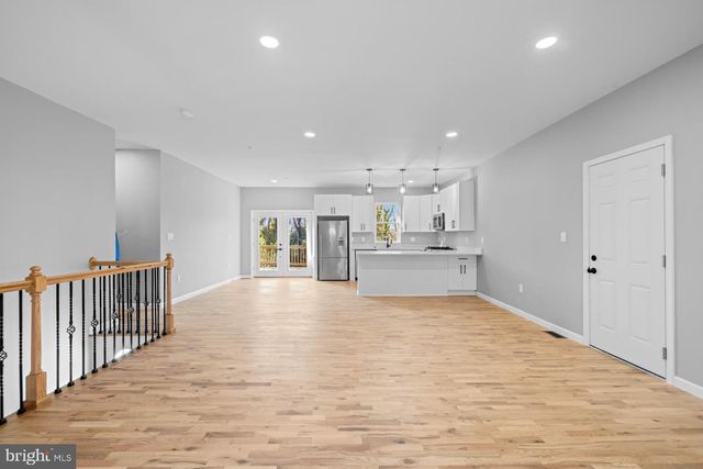 2208 PIERMONT DR, Fort Washington, MD 20744