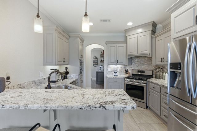 9709 Cliffside Drive, Sherwood, AR 72120