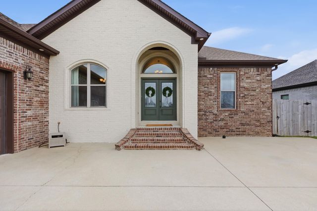 9709 Cliffside Drive, Sherwood, AR 72120