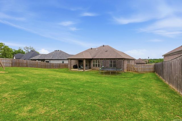 9709 Cliffside Drive, Sherwood, AR 72120