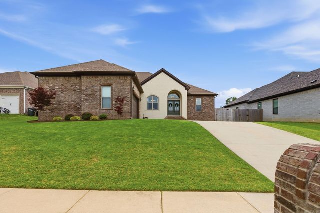 9709 Cliffside Drive, Sherwood, AR 72120